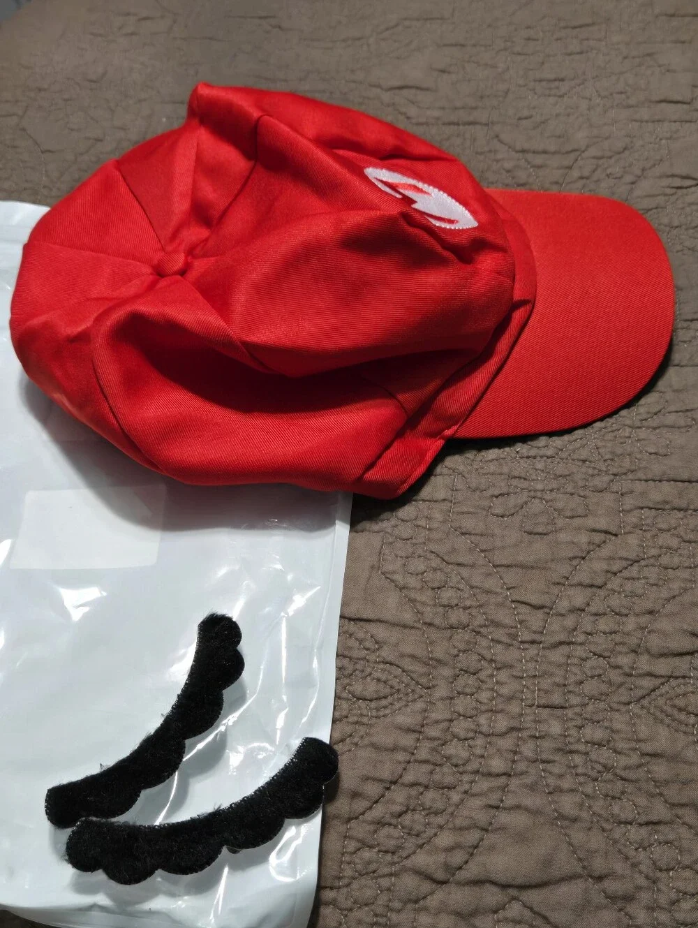 Mario Deluxe Costume Accessories - Super Mario Brothers Mario Red Cap, OS